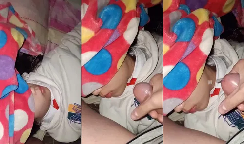 Lén lút lúc em gái đang ngủ say thanh niên vào phòng thủ dâm vừa xuất tinh xong thì em bất ngờ tỉnh dậy